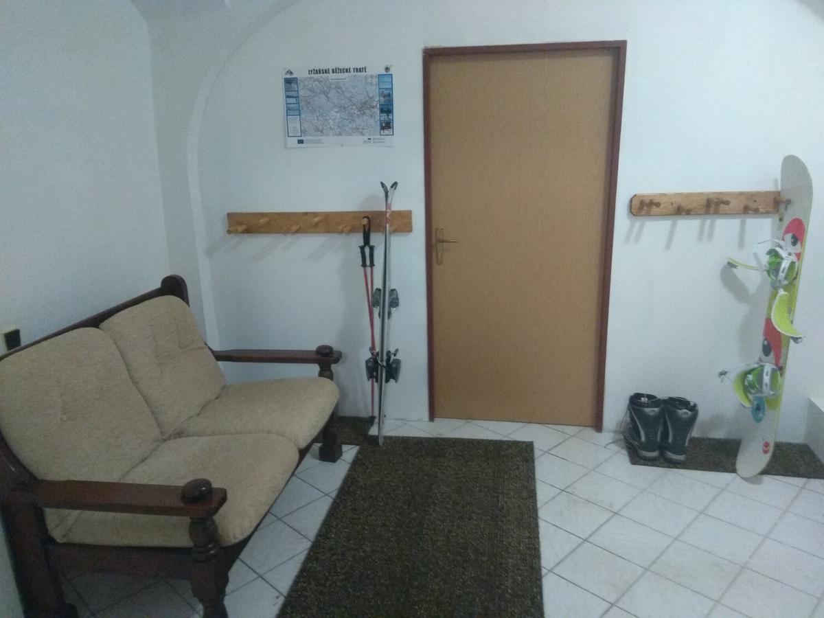 Penzion U Cermaka Ostrov  Ngoại thất bức ảnh